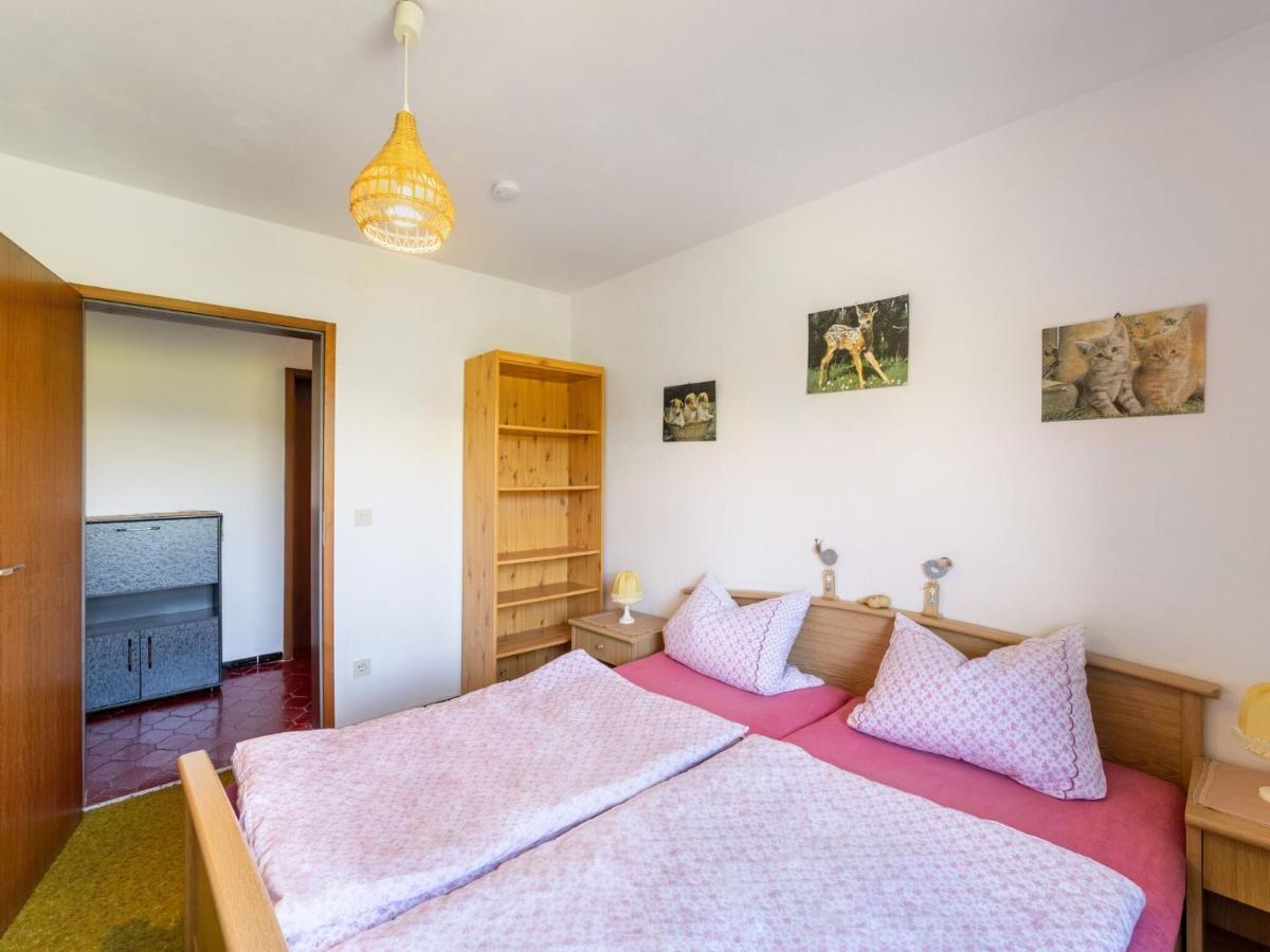 Quaint Holiday Home In Bad K Tzting With Garden Terrace 바트코에츠팅 외부 사진